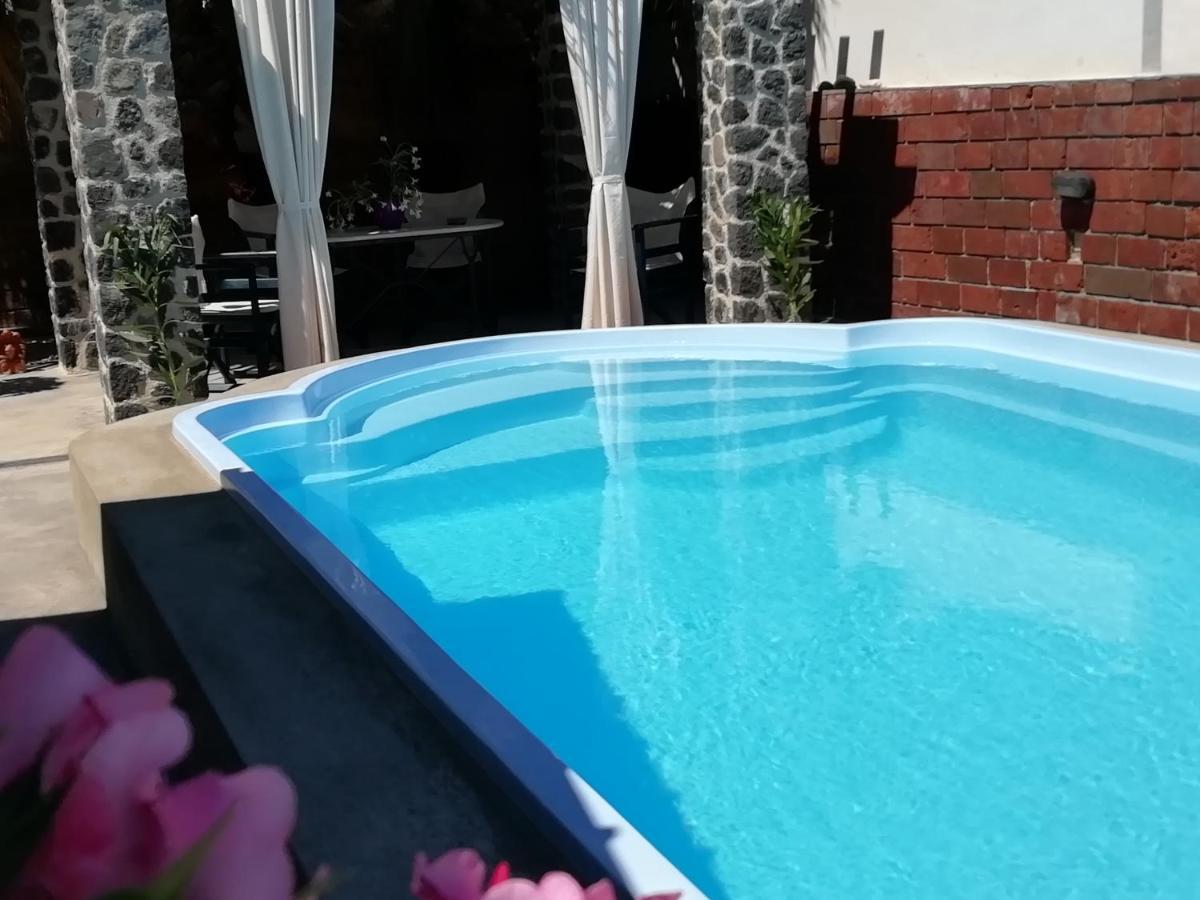 5Bedroom Villa In Perissa Beach Екстериор снимка